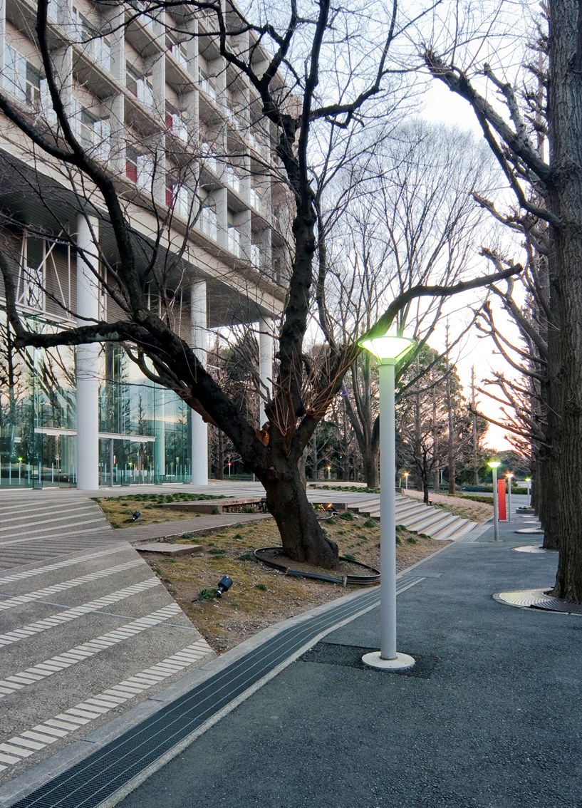 Kipp Bollard Light