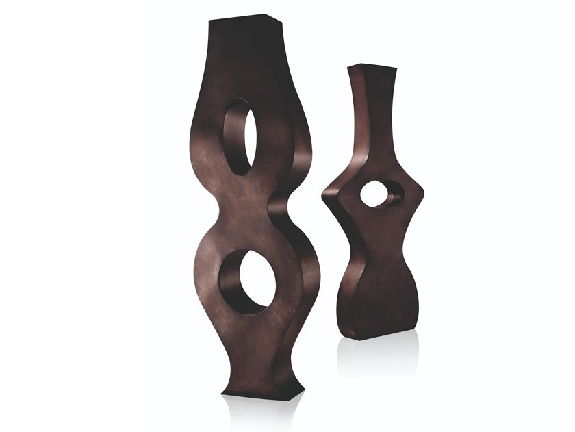 Tristan & Isotte Vase Sculpture