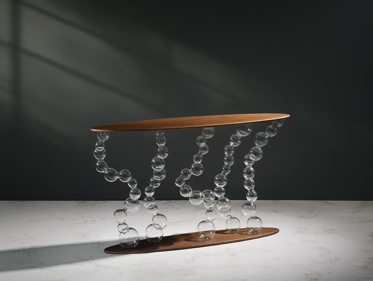 Eterea - Console - <p>Simone Crestani uses borosilicate glass working with the lampworking technique. He has developed a personal style that allows him to create large pieces while at the same time concentrating on the smallest details. However, the creation of the work and the technique used are only the final part of the process.<br />
It all starts from a sensation, a contrast, a suggestion that almost always comes from nature. </p>
 | Matter of Stuff