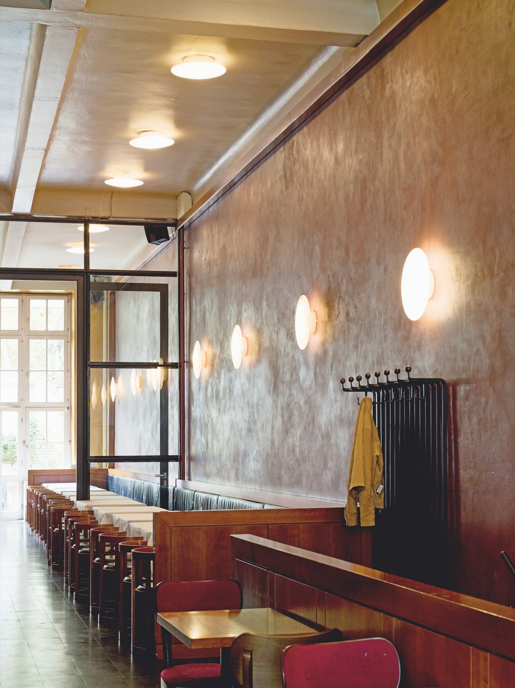 AJ Eklipta Wall Light