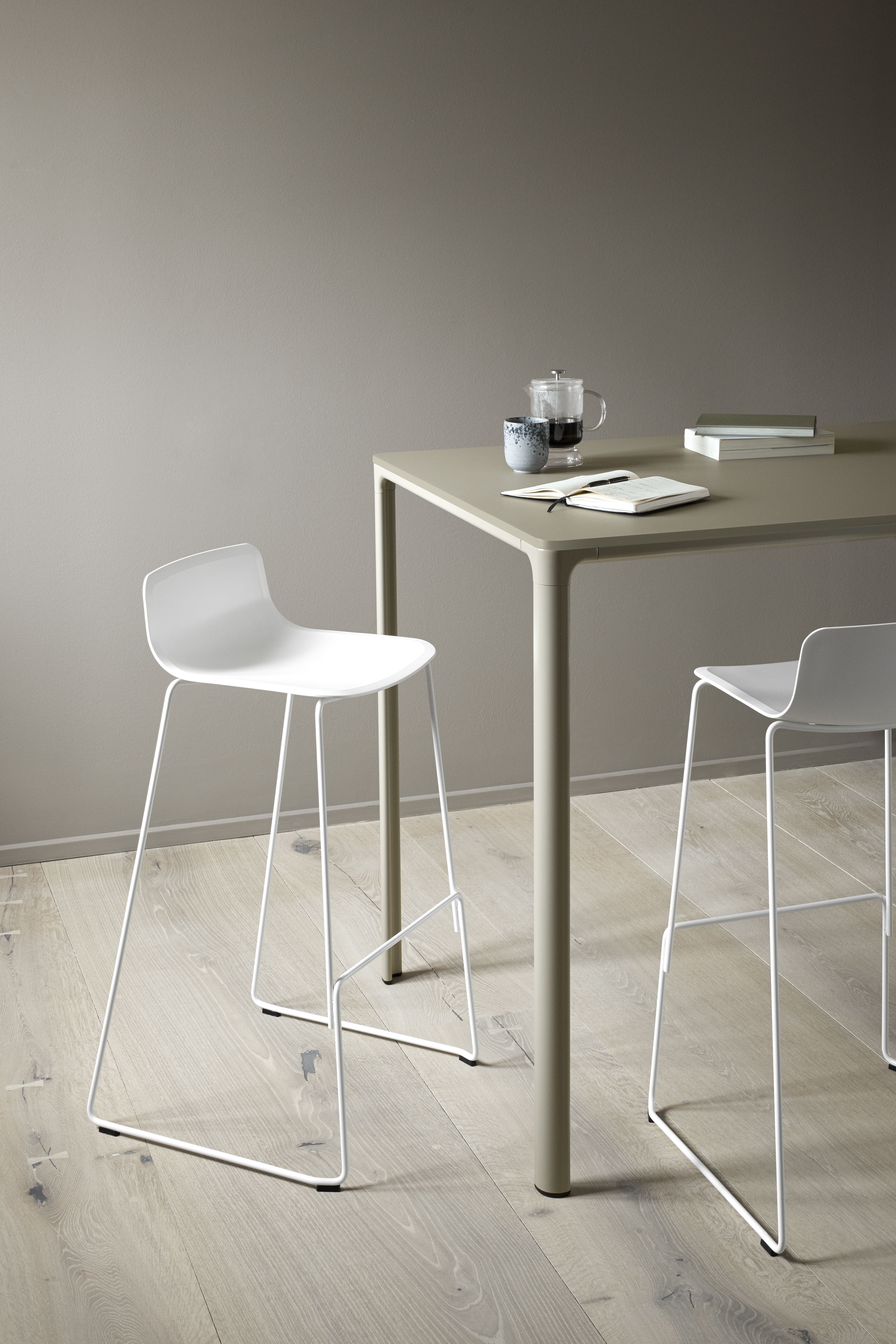 Pato Sledge Stool Seat Upholstered