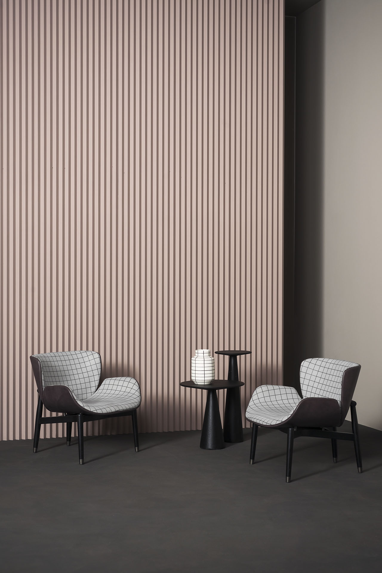 Jorgen Armchair
