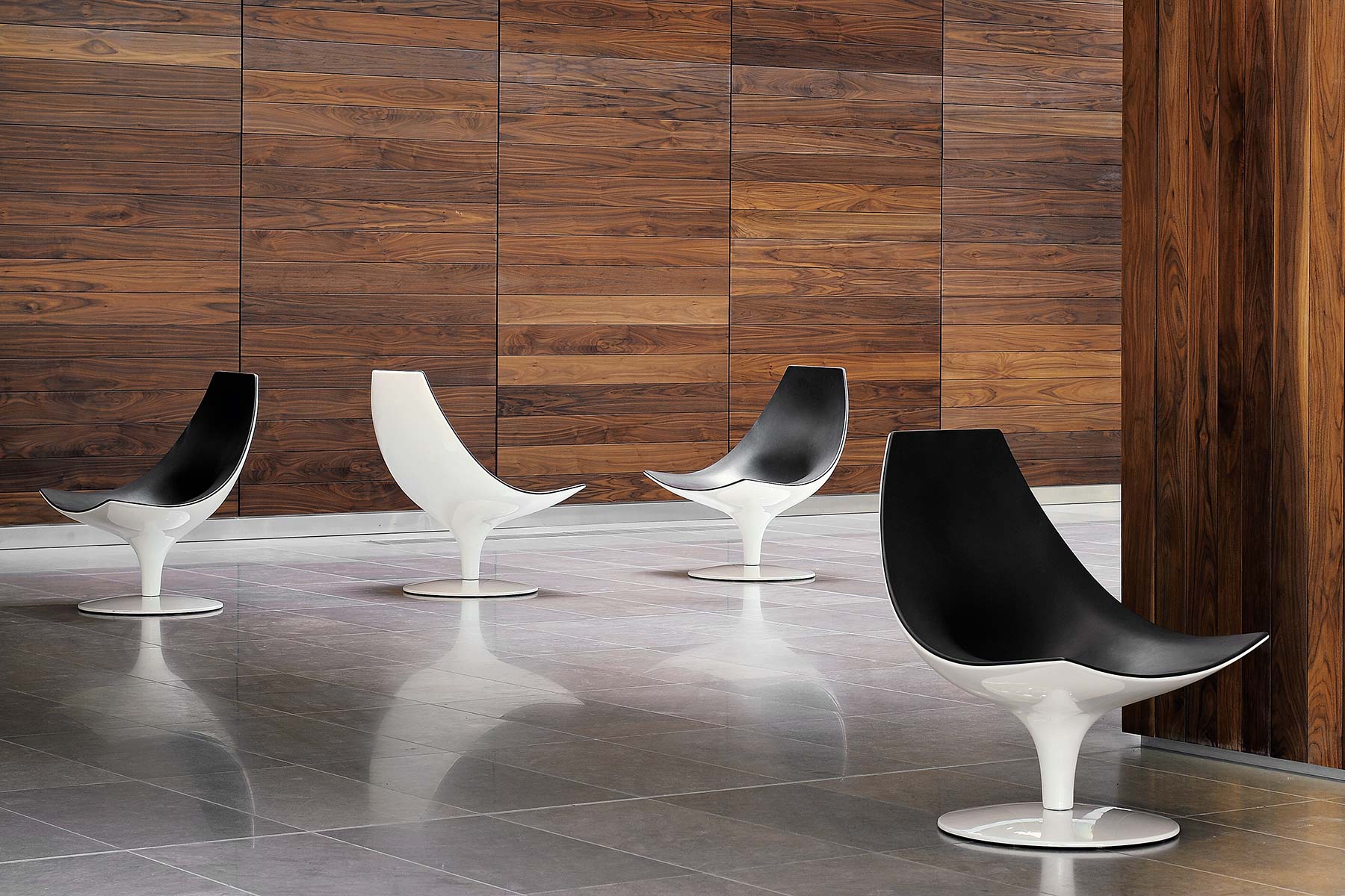 Matter of Stuff | Moon Swivel Chair, Tacchini