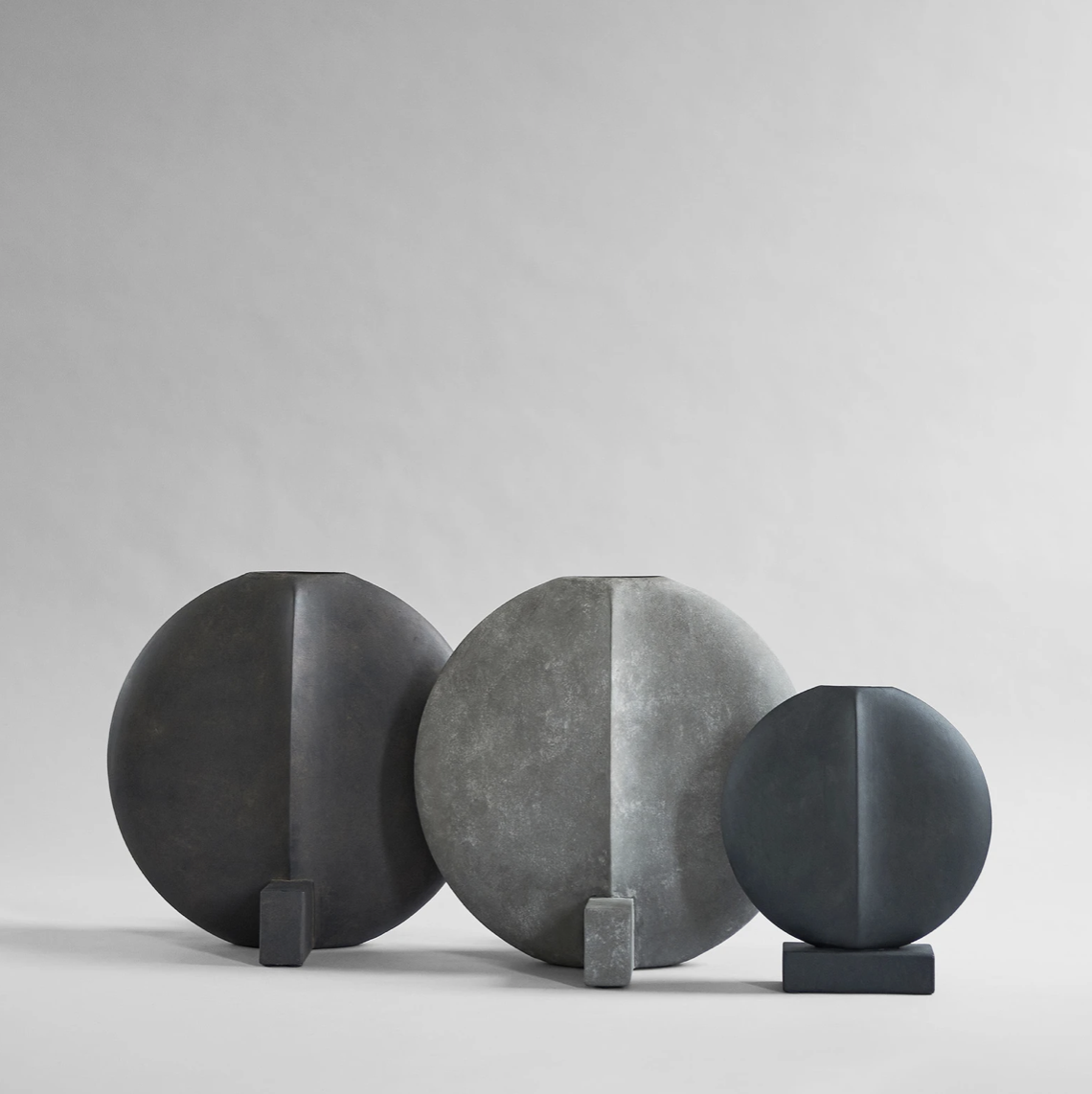 Guggenheim Vase Mini 