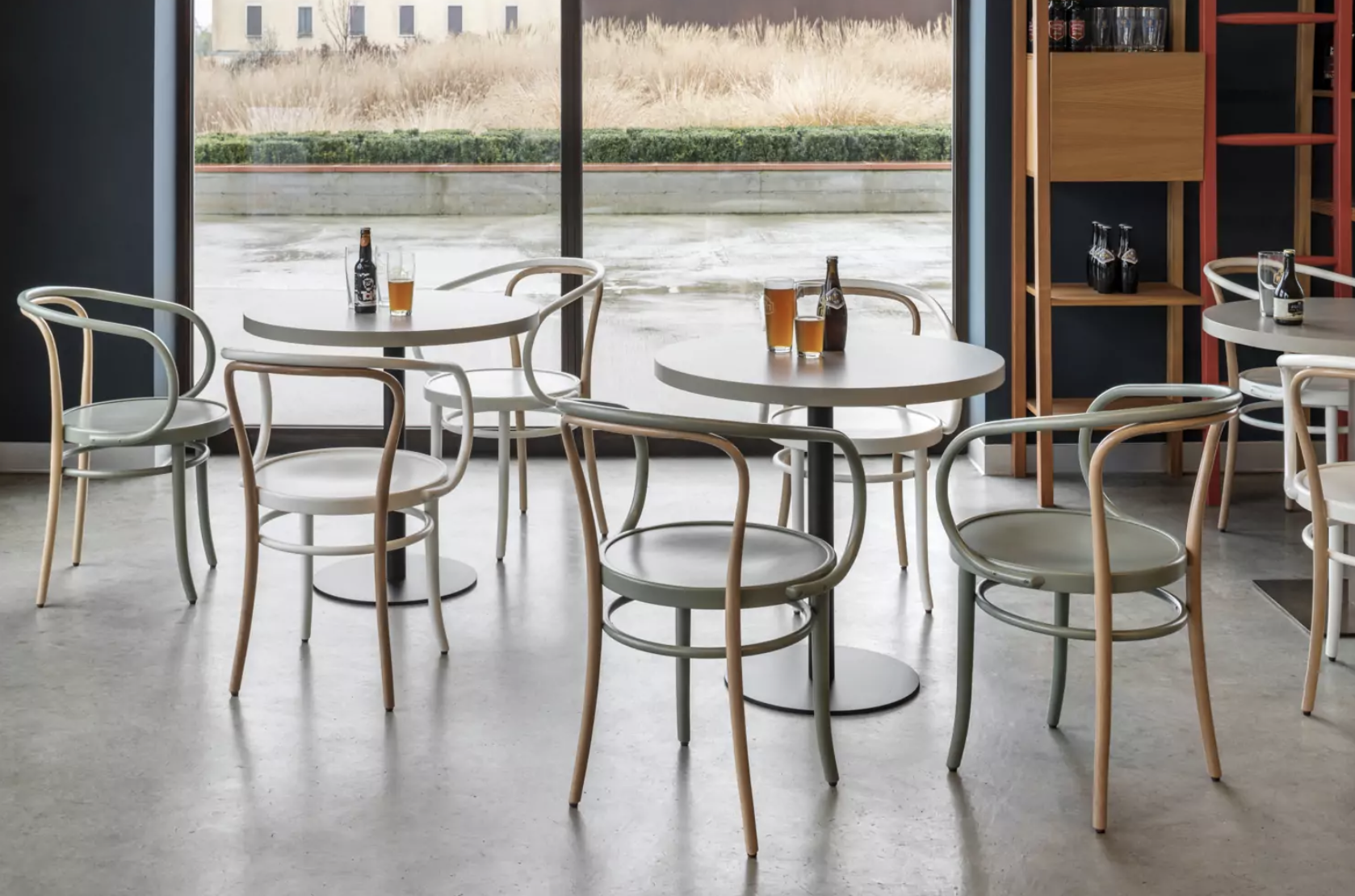 Porto Bar Table