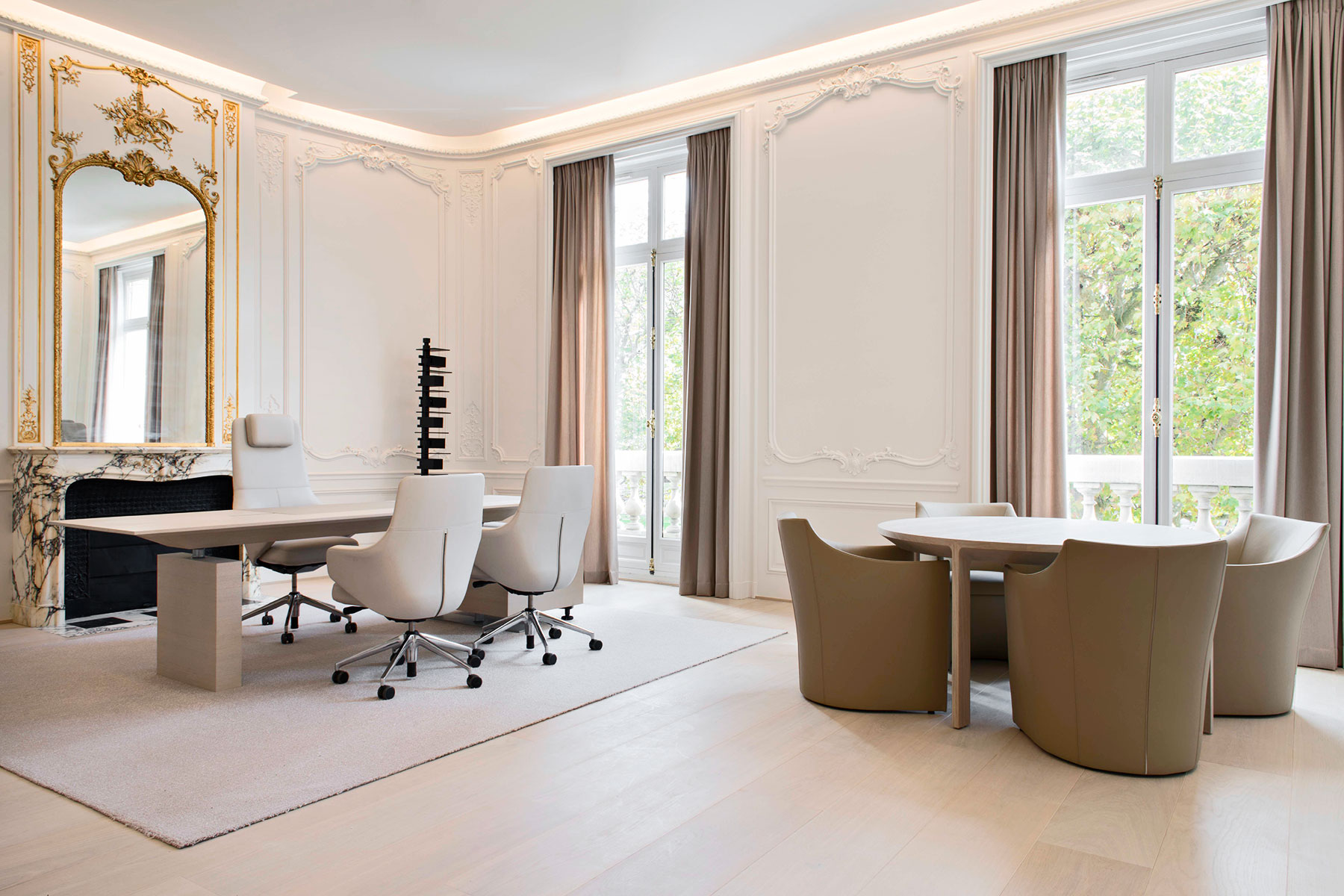Mayfair Lounge Chair